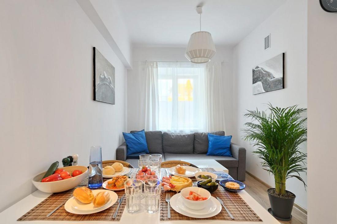Lovely Apartment Krasków Dış mekan fotoğraf